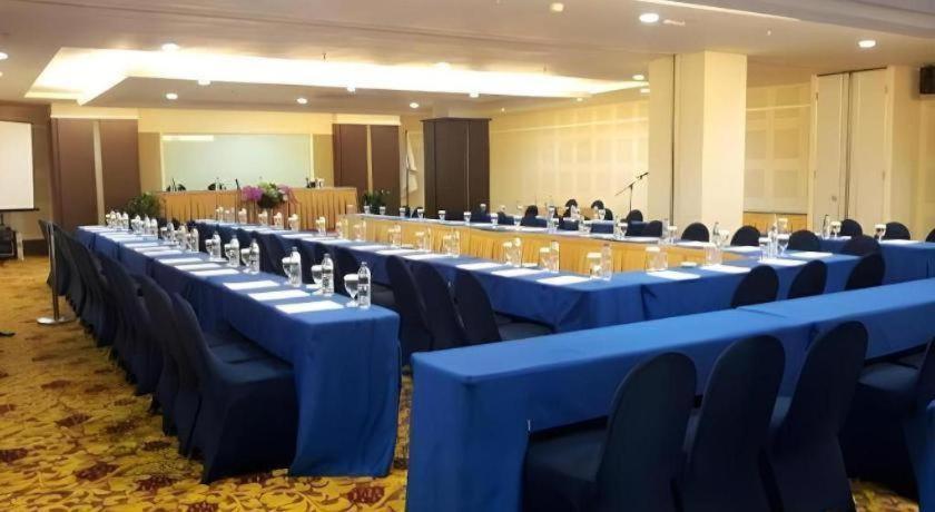 Great Western Hotel & Resort Serpong - טנגרנג מראה חיצוני תמונה